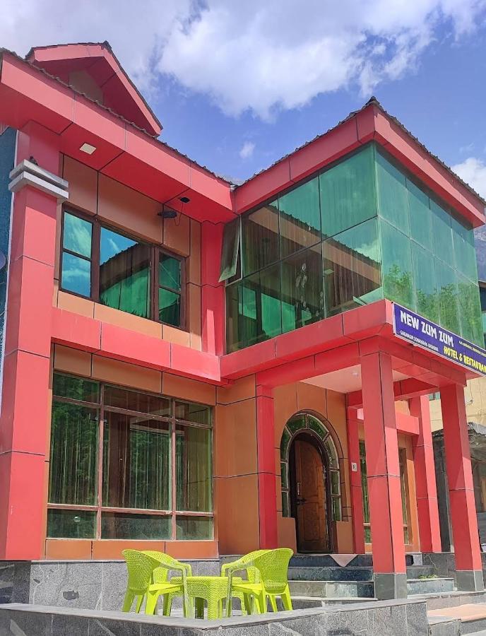 New Zum Zum Hotel & Restaurant Srinagar  Exterior photo